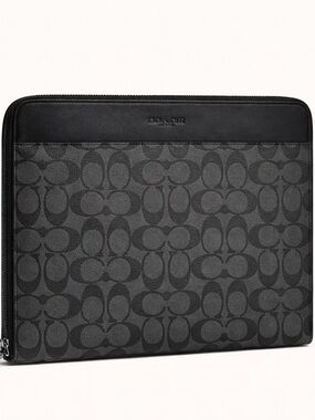 Coach Tech Case Zip Folio in Signature Canvas